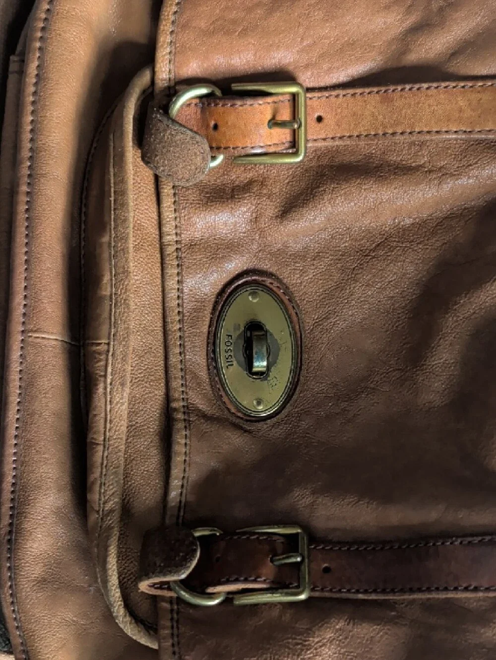 Vintage Fossil Brown Leather Messenger Bag with Strap